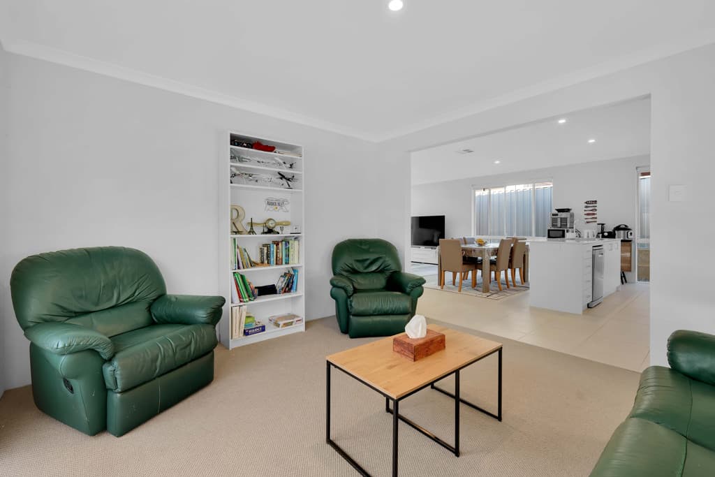 189 Monticello Parkway, Piara Waters WA photo 10