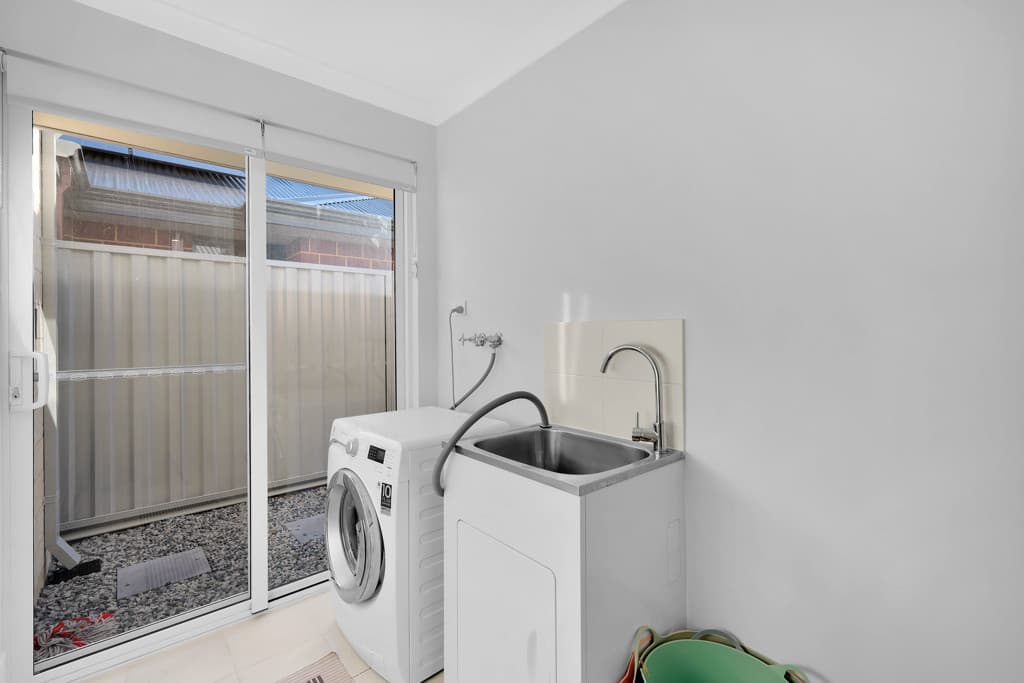 189 Monticello Parkway, Piara Waters WA photo 21