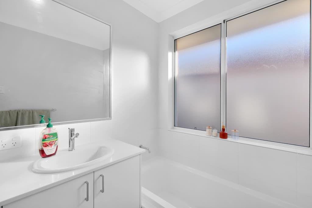 189 Monticello Parkway, Piara Waters WA photo 20