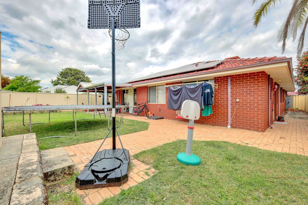 4 Shoalhaven Place, Waikiki WA photo 25