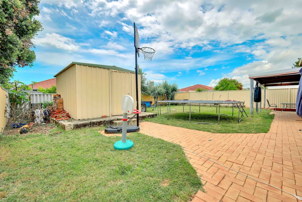 4 Shoalhaven Place, Waikiki WA photo 26