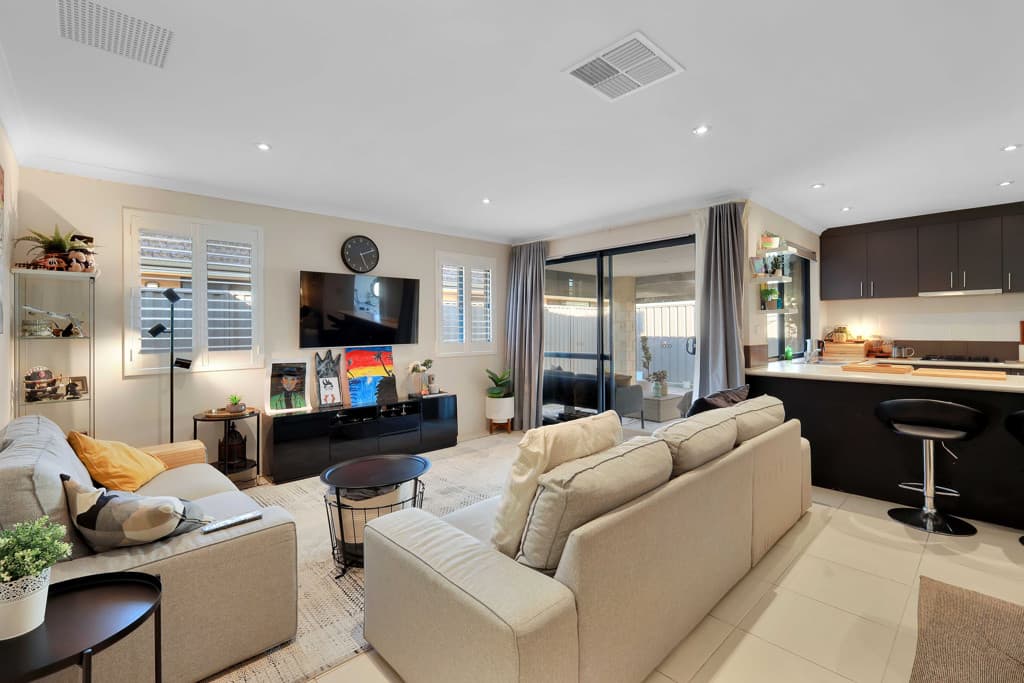 11B Kersley Loop, Harrisdale WA photo 3