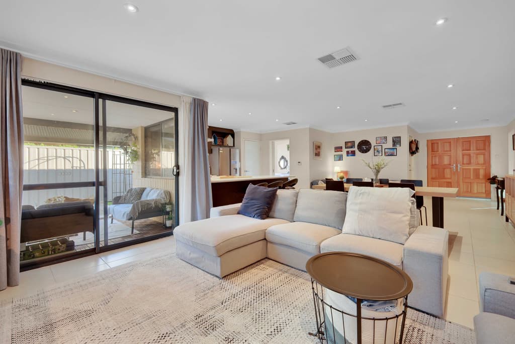 11B Kersley Loop, Harrisdale WA photo 4