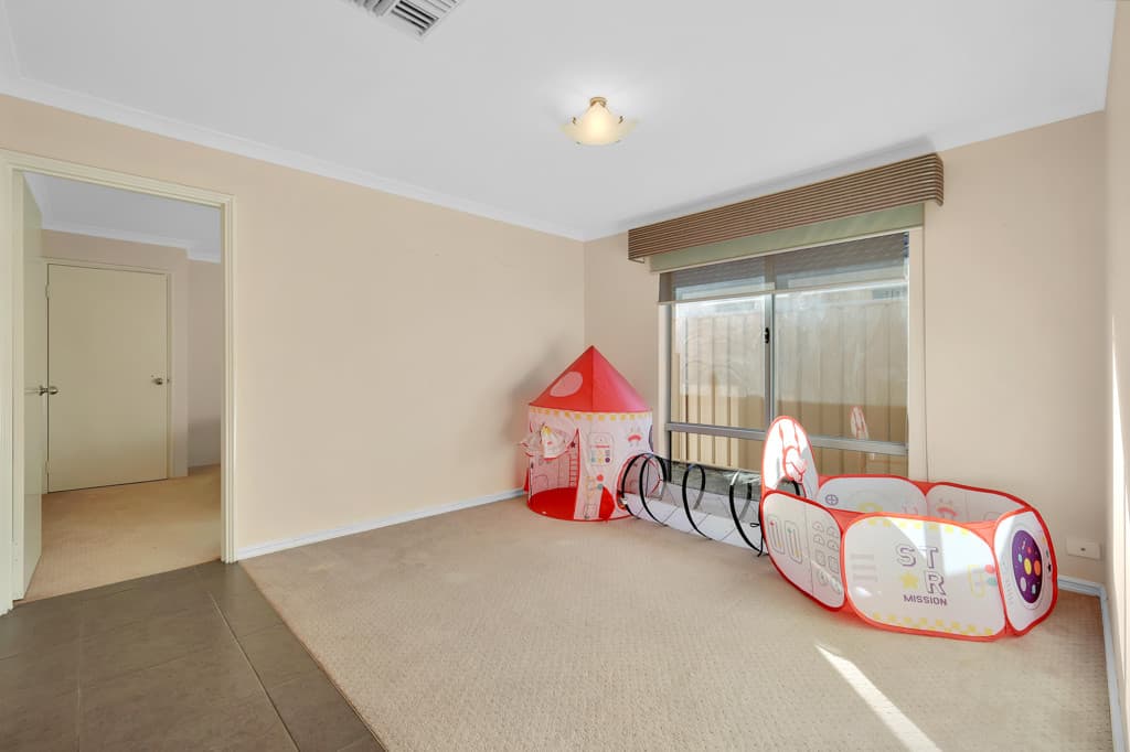 10 Munich Link, Piara Waters WA photo 20